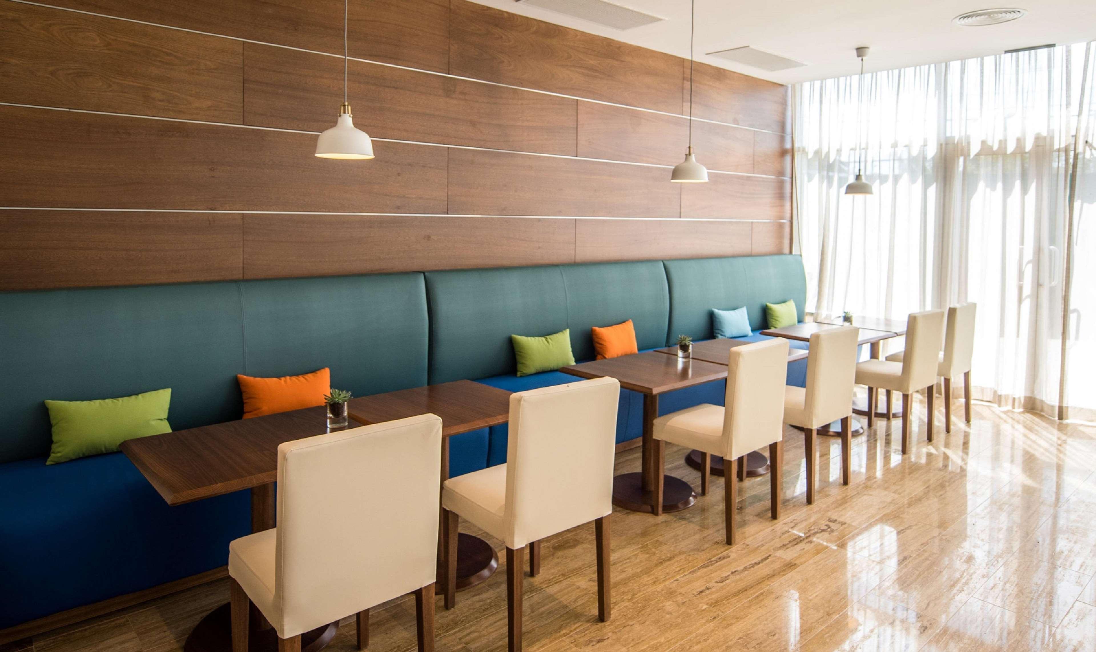 Hampton By Hilton Santo Domingo Airport Hotel โบกา ชิกา ภายนอก รูปภาพ