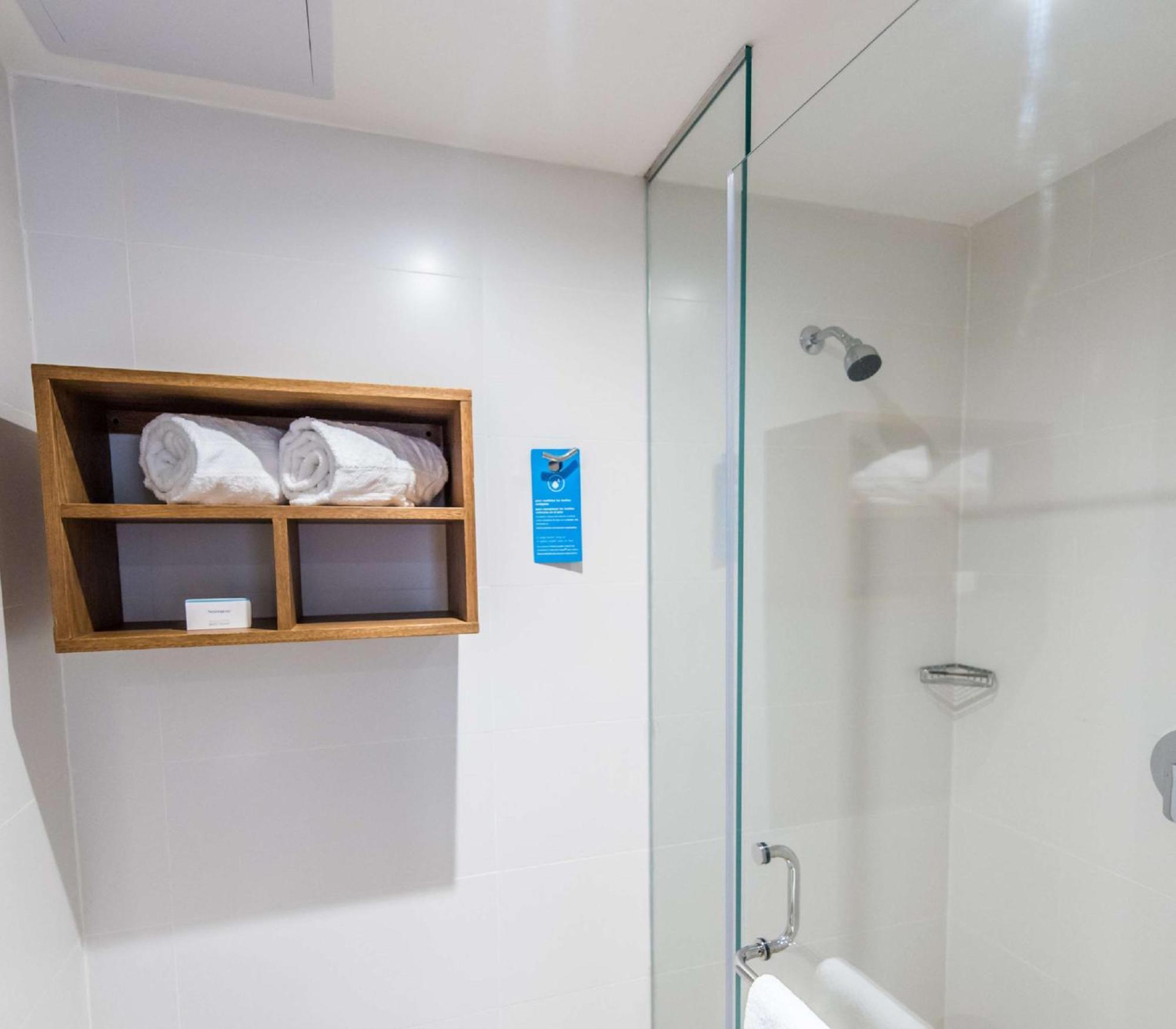 Hampton By Hilton Santo Domingo Airport Hotel โบกา ชิกา ภายนอก รูปภาพ