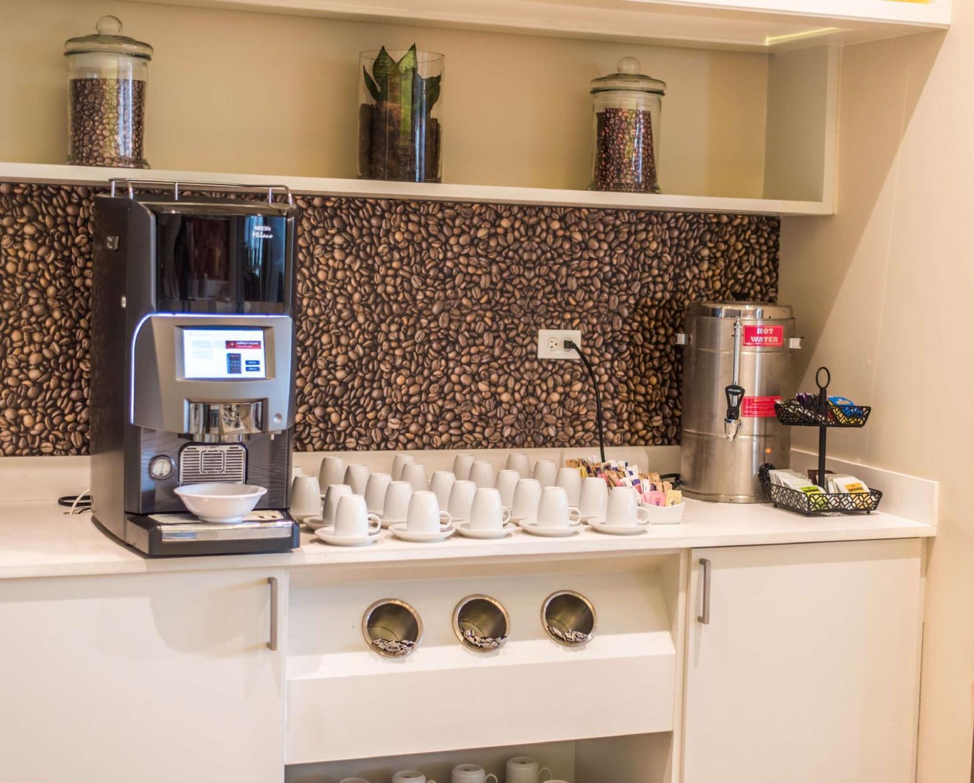 Hampton By Hilton Santo Domingo Airport Hotel โบกา ชิกา ภายนอก รูปภาพ