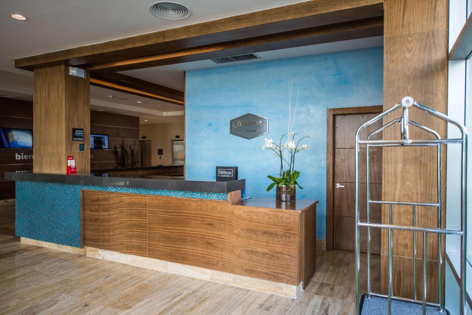 Hampton By Hilton Santo Domingo Airport Hotel โบกา ชิกา ภายนอก รูปภาพ